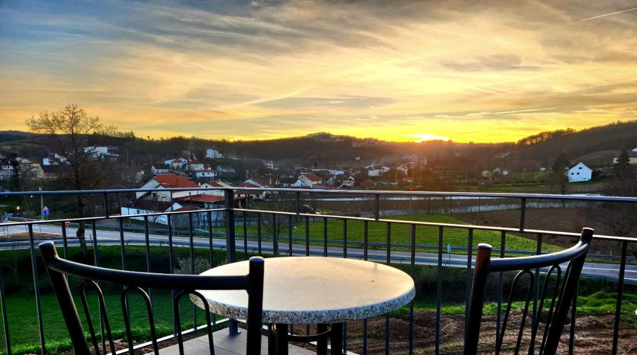 O Abel Hotel Rural Bragança Εξωτερικό φωτογραφία